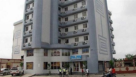 Afrique Hotel Douala Airport 外观 照片